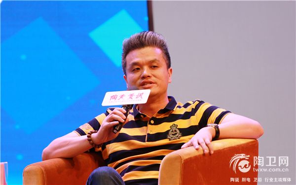 陶举鹏.jpg