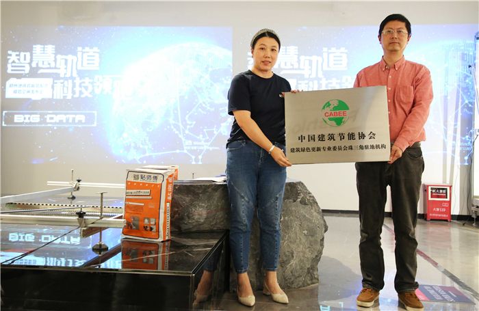 1618811932275383.jpg 1618811932275383.jpg