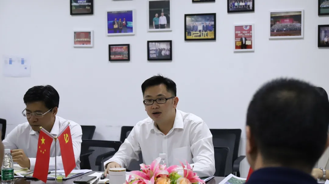中山港口镇党委副书记镇长周昭坚等领导一行莅临优普调研指导 (6).png